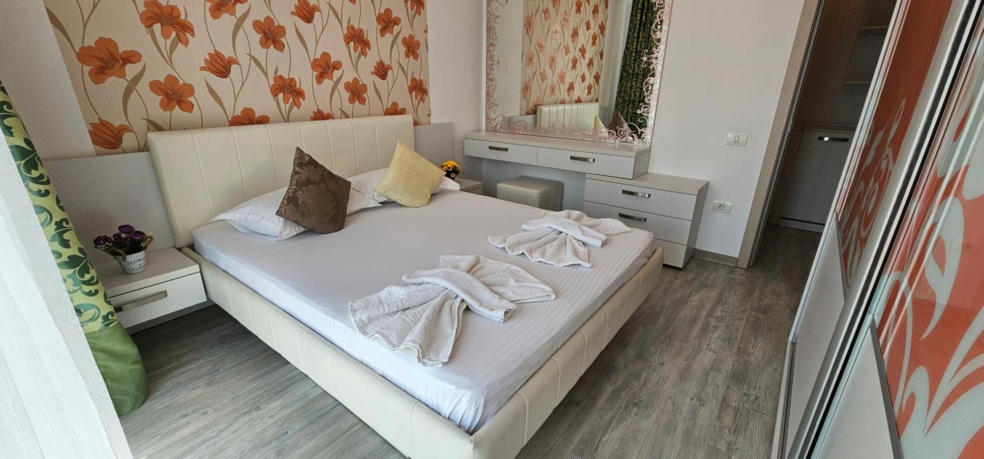 Luxury Aparthotel Promenada In Building Stefan Prima Linie La Mare Năvodari Extérieur photo