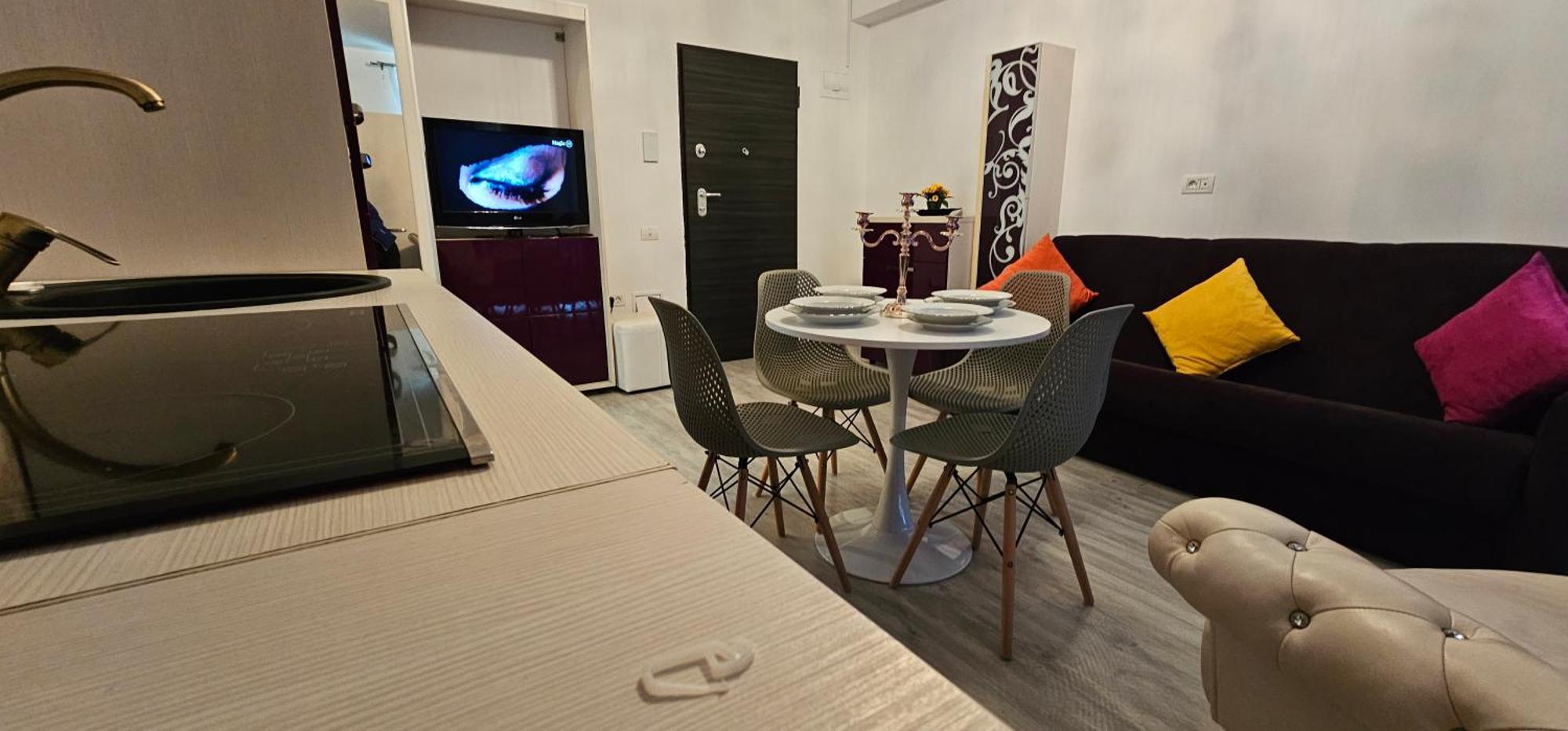 Luxury Aparthotel Promenada In Building Stefan Prima Linie La Mare Năvodari Extérieur photo